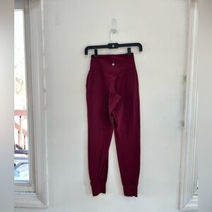 Lululemon Align Jogger 28"
